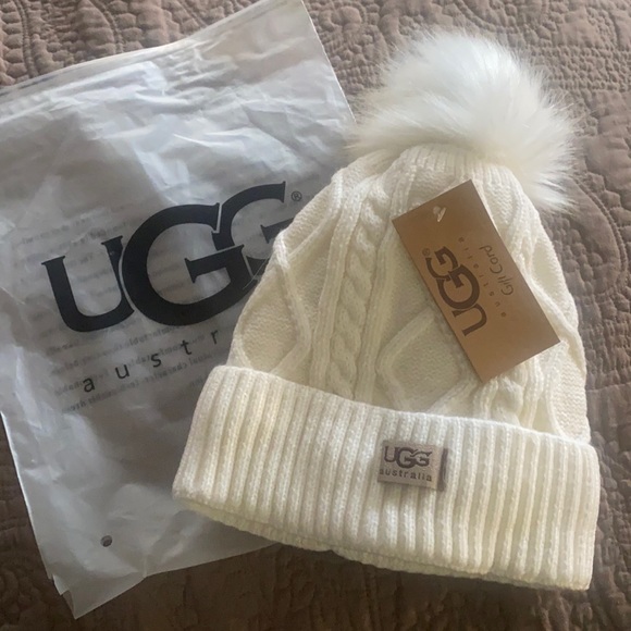 UGG Accessories - Never worn Ugg Beanie